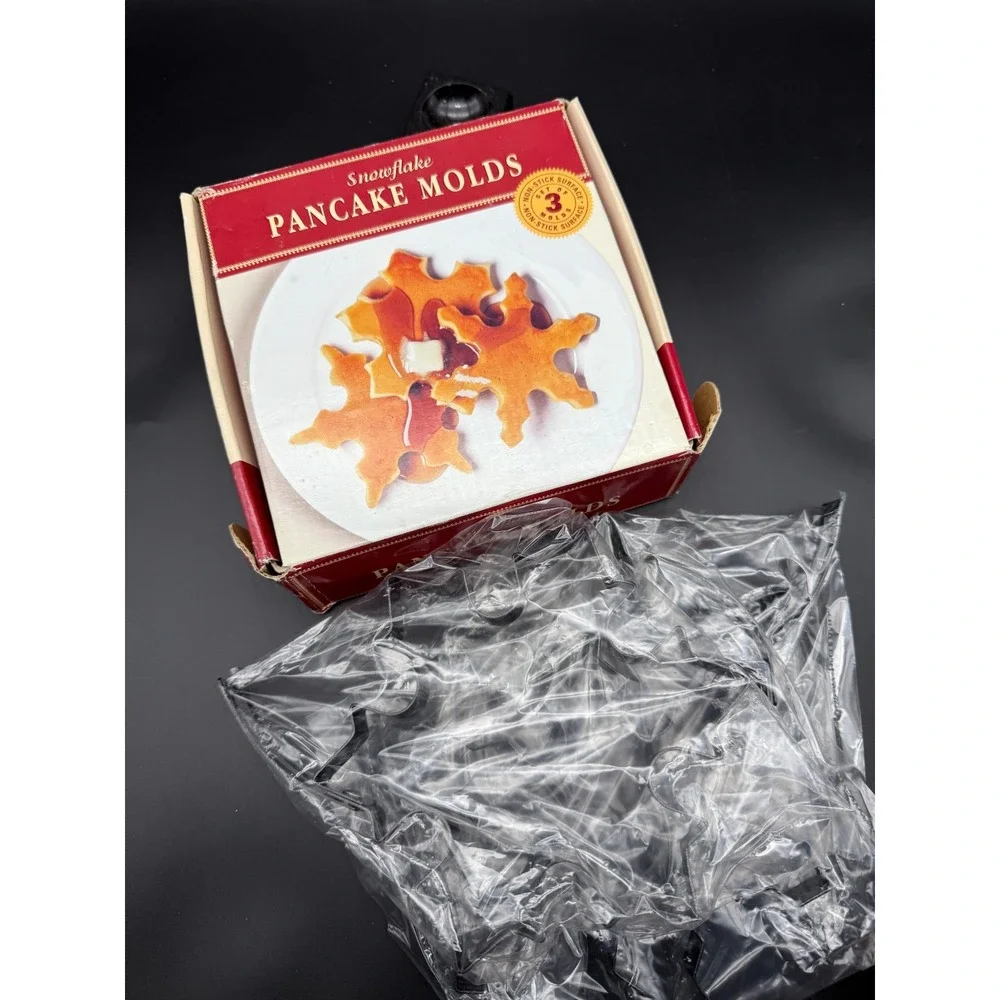 Maple Leaf Pancake Mold Williams Sonoma 3 set non stick metal Handle 2003 New